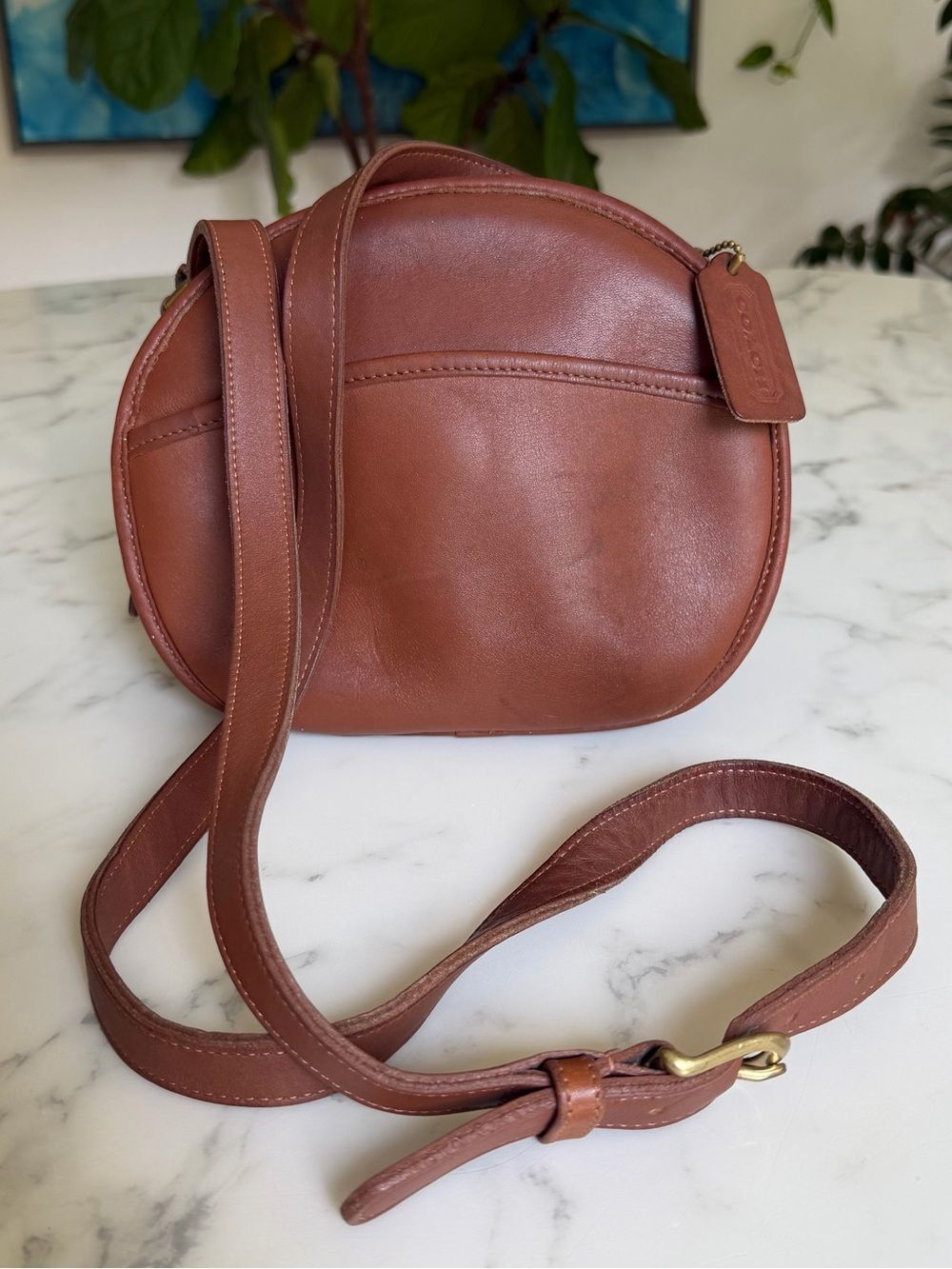 Coach Vintage Chester Round Canteen Leather Crossbody Bag 9901 British Tan 90's